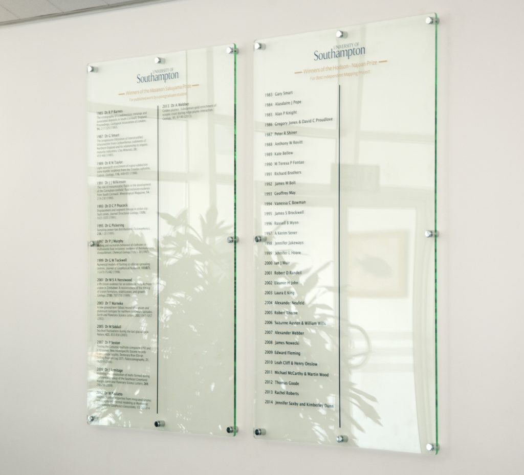 OES9493panels1sm